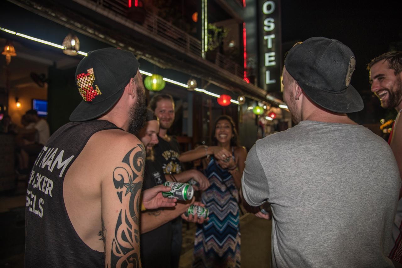 Vietnam Backpacker Hostels - Hue Bagian luar foto