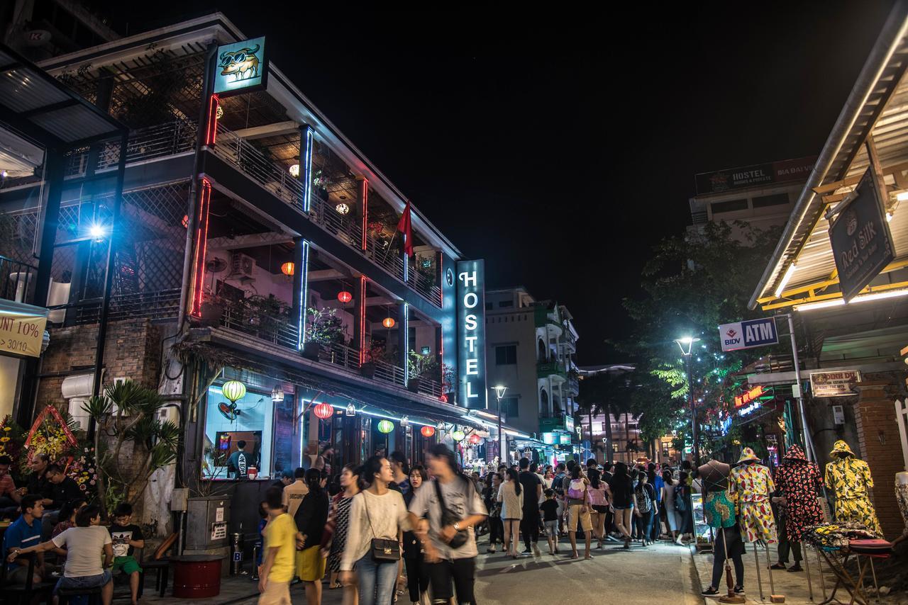 Vietnam Backpacker Hostels - Hue Bagian luar foto