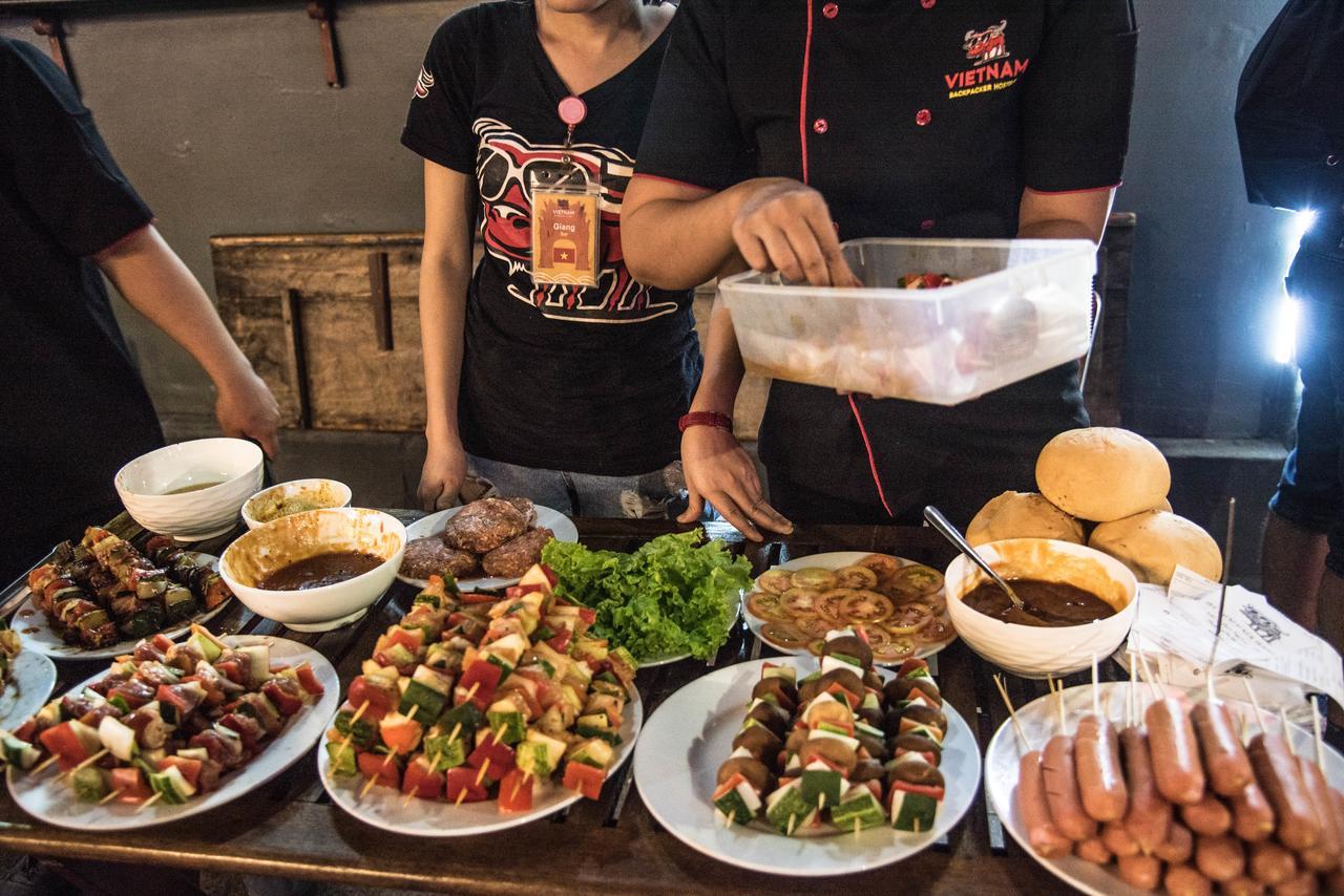 Vietnam Backpacker Hostels - Hue Bagian luar foto