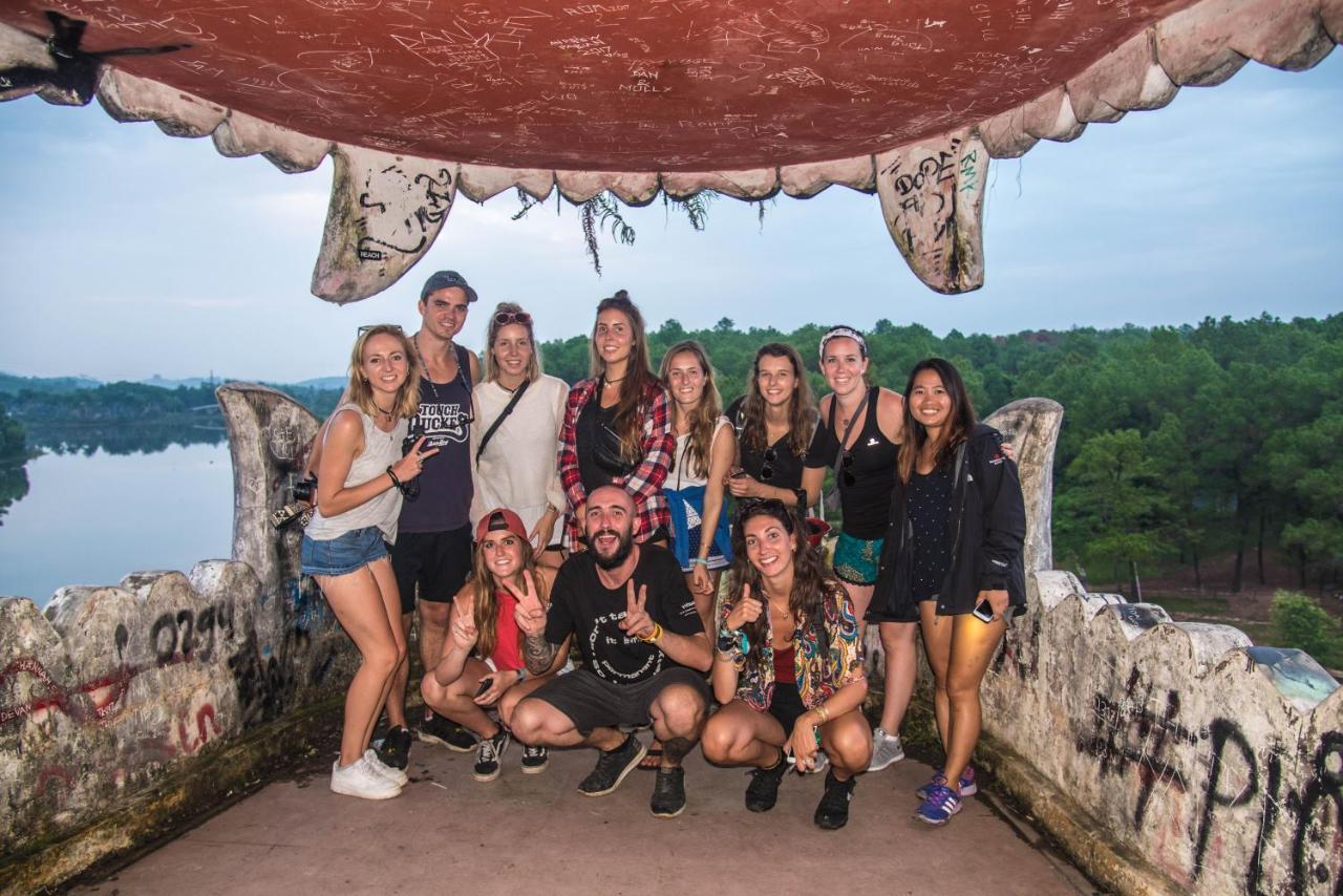Vietnam Backpacker Hostels - Hue Bagian luar foto