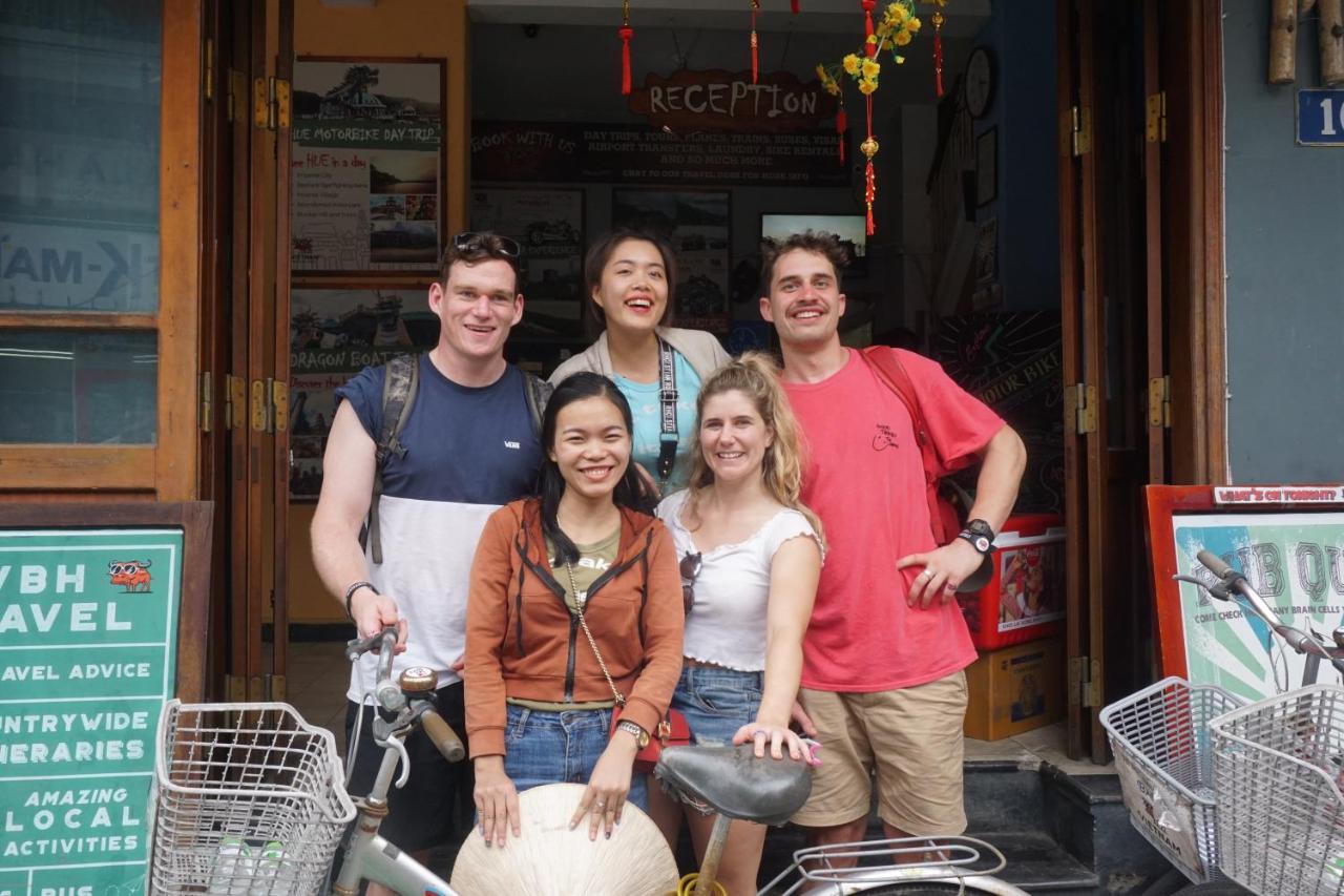 Vietnam Backpacker Hostels - Hue Bagian luar foto
