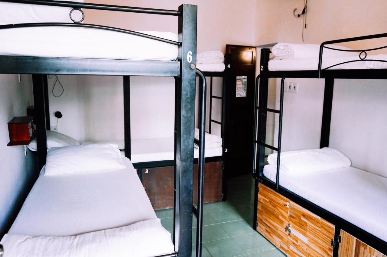 Vietnam Backpacker Hostels - Hue Bagian luar foto